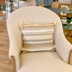 Cojín lana y algodón flecos