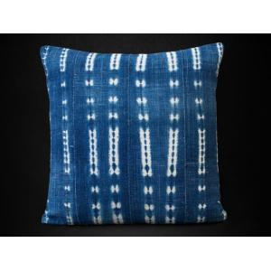 Cojín Bogolán Dogón índigo vintage