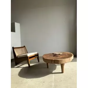 Mesa de centro grande con tablero de madera monoxilo natural