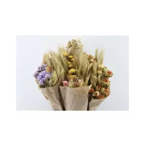 Ramo de flores secas.